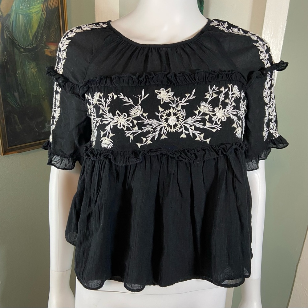 Zara Trafaluc Collection Black Blouse Top Shirt Floral Embroidered Ruffle XSmall